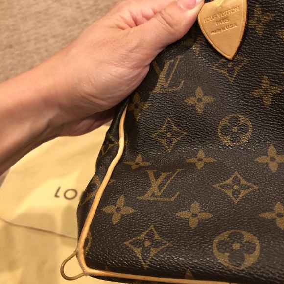 Louis Vuitton Monogram Canvas Speedy 25 - Picture 6 of 8